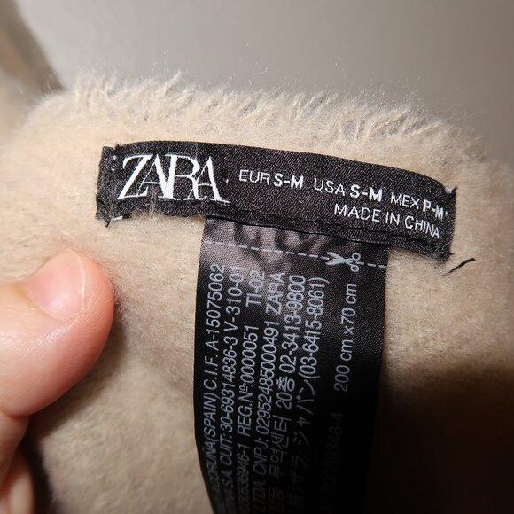 Zara Blanket Scarf - Picture 4 of 5